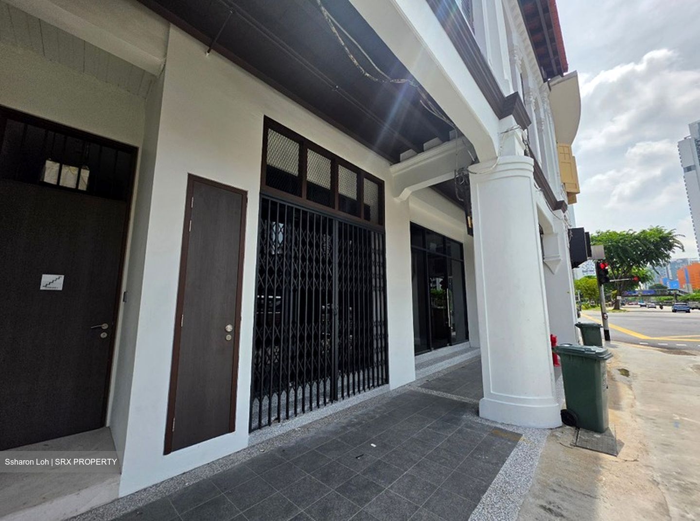 Serangoon Road (D8), Retail #596363131